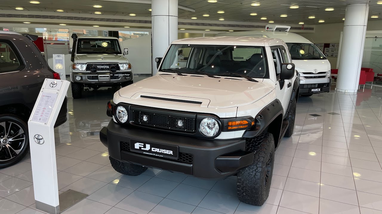 Toyota FJ Cruise